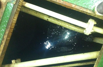 Bilges cleaning in Algeciras